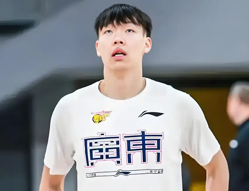 为下半场的, 更展现出扎 为下半场的, 更展现出扎