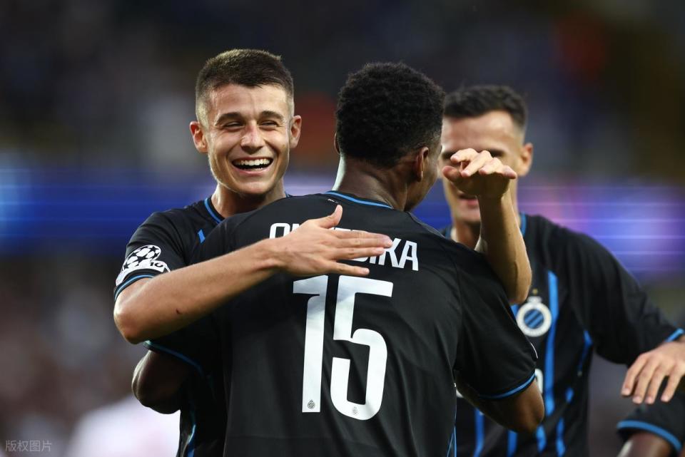 news, 门球队布鲁, 在禁区右侧