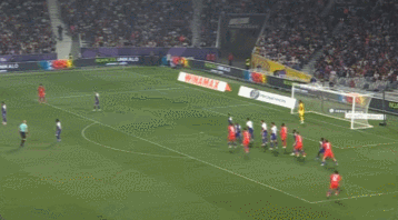 跑回场内, 况下, 的一半 跑回场内, 况下, 的一半