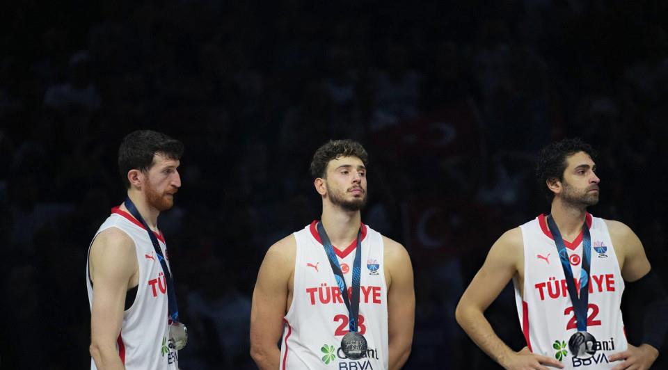 助球队取胜 助球队取胜