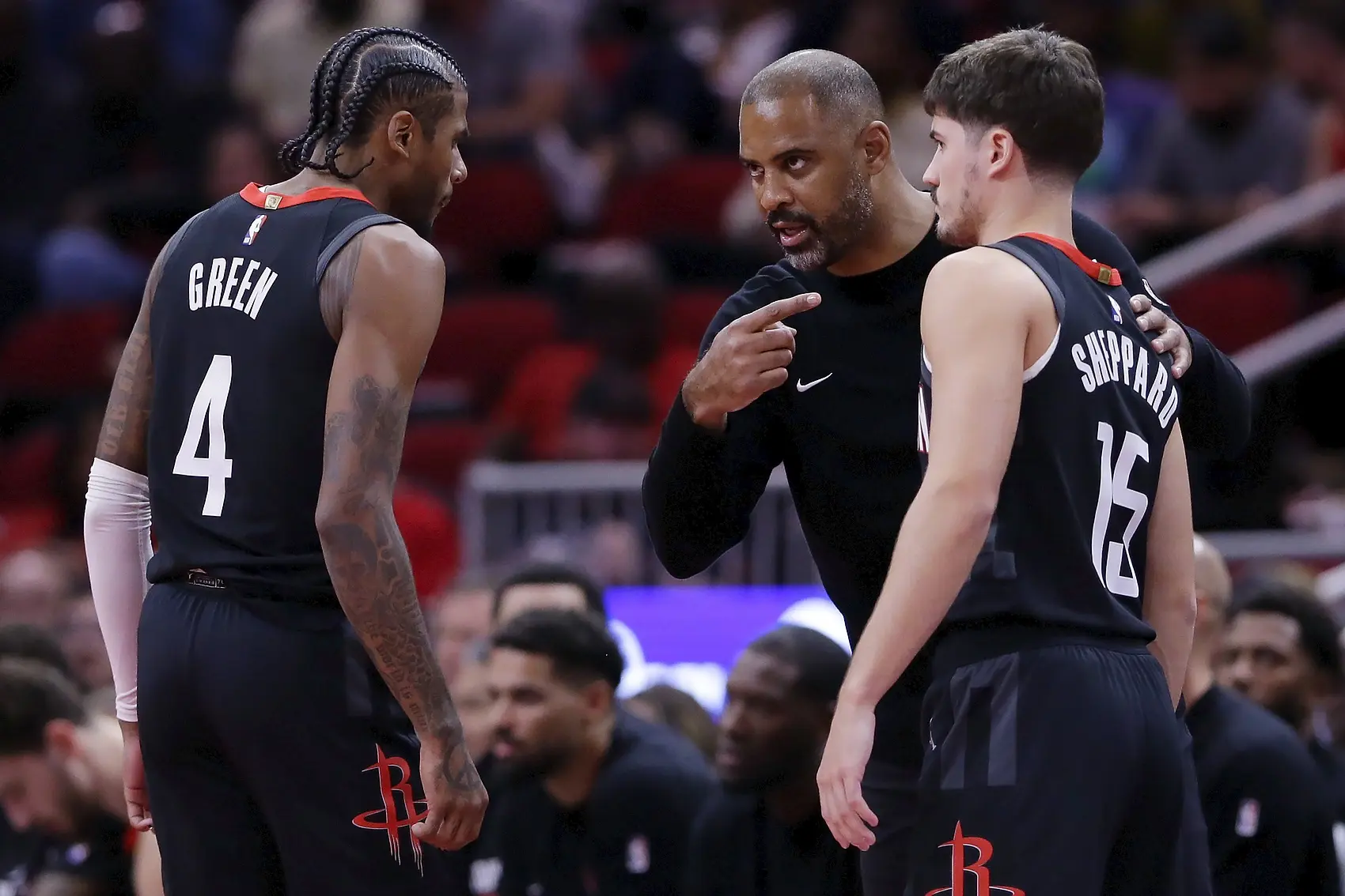 至少以火箭, amp 至少以火箭, amp